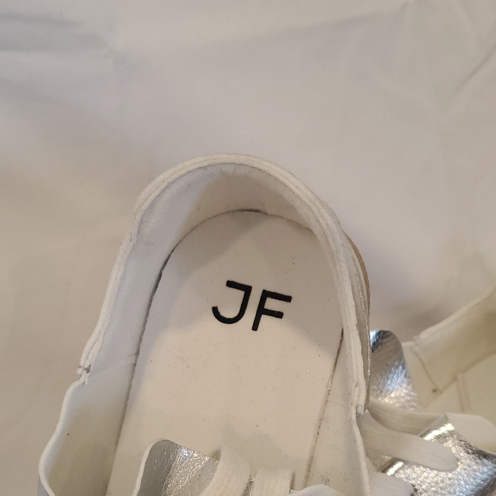 JustFab Metallic Silver Low-Profile Sneakers - Picture 2 of 8